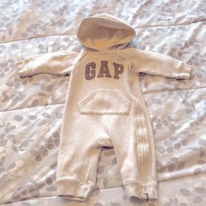 GAP Baby Warm Bodysuit Size 6-12 months